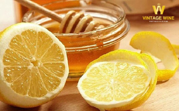 Cách giải rượu bằng nước cam pha mật ong
