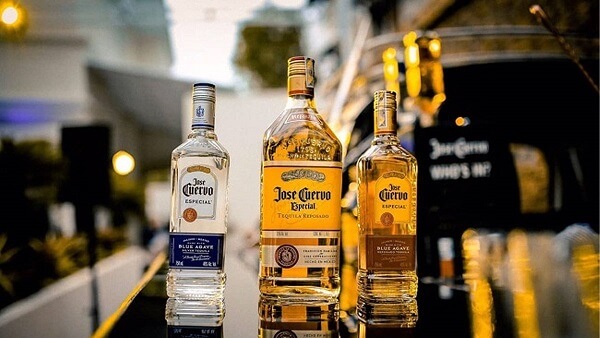 Rượu Tequila là loại rượu mạnh có nguồn gốc từ vùng Tequila, bang Jalisco
