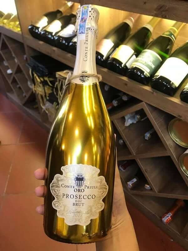 Conte Priuli Oro Prosecco Brut là một trong các loại rượu nổi tiếng