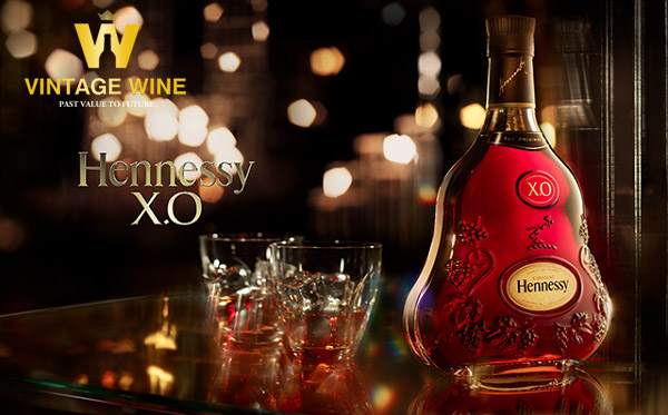 Rượu Hennessy XO với vỏ chai trong suốt