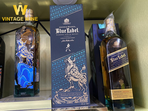 Rượu Johnnie Walker blue label (Nhãn xanh dương)