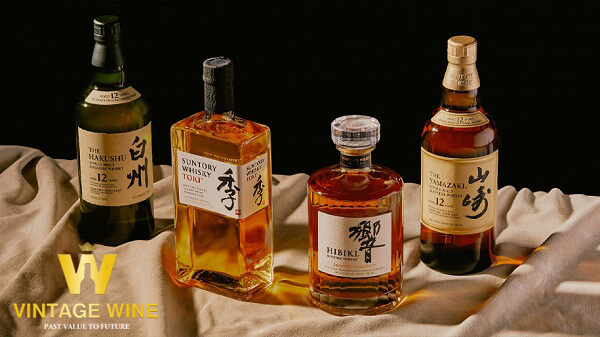 Hibiki là một thương hiệu rượu whisky thuộc sở hữu của tập đoàn Suntory