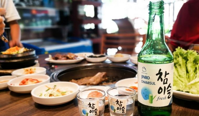 Các thưởng thức rượu chuẩn người Hàn Quốc