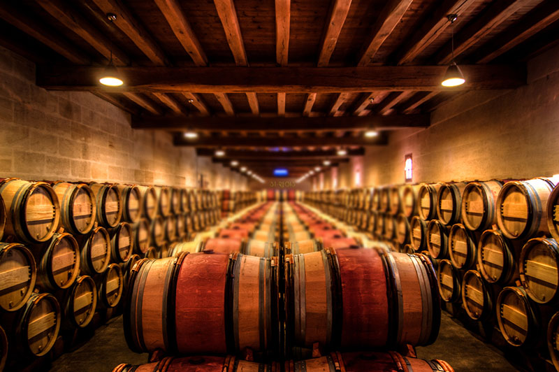 Hầm thùng rượu gỗ sồi