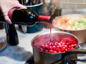 Lợi ích của việc sử dụng rượu nấu ăn