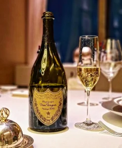Cách thưởng thức Champagne Dom Perignon