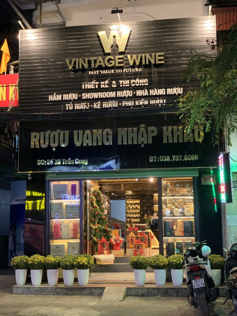 Rượu Gin - Tìm hiểu về các loại Rượu Gin & Bảng giá 2023