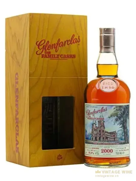 Glenfarclas 2000 - The Millennium Cask: Nhà Thờ Đức Bà