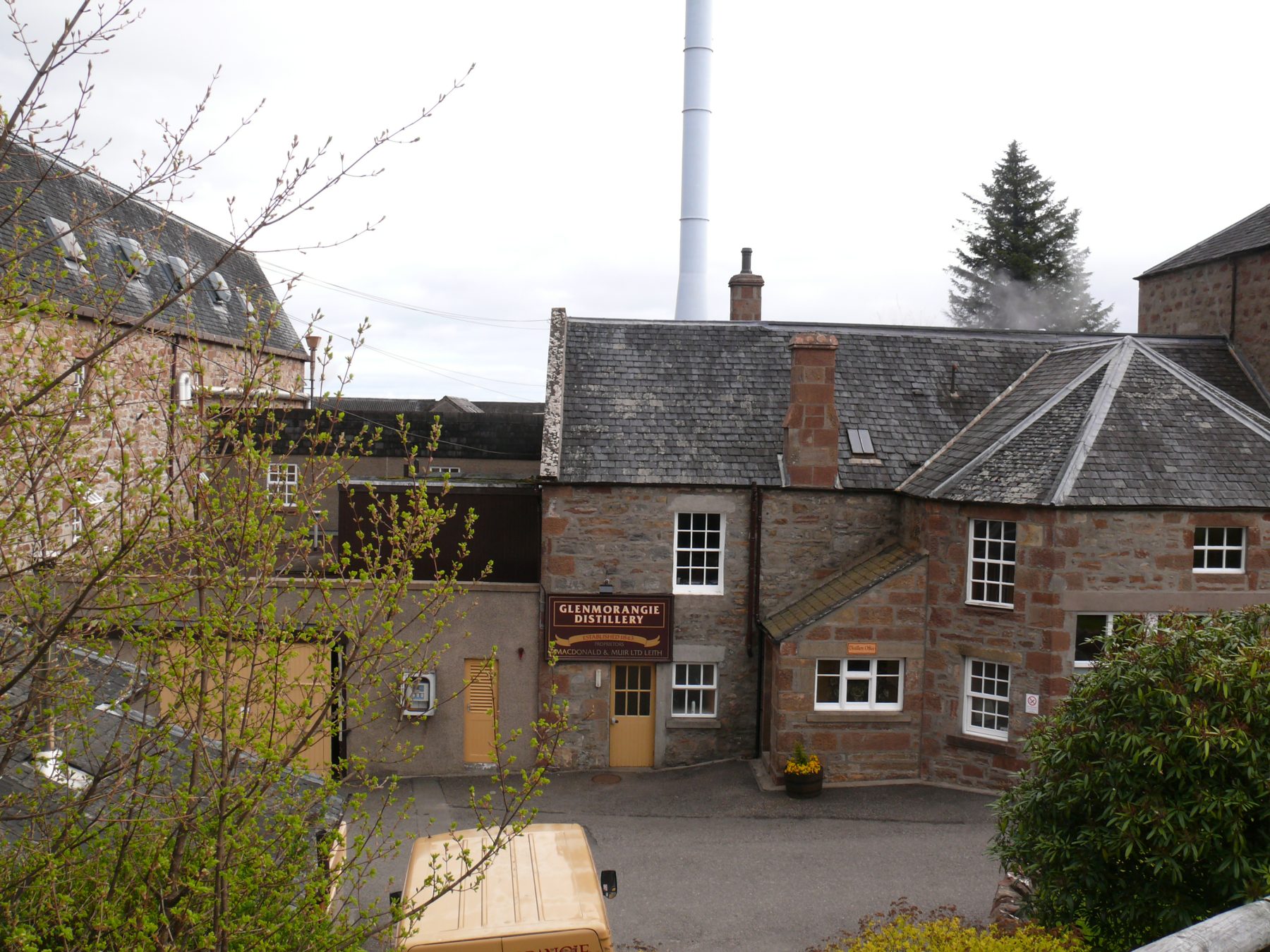 Nhà máy chưng cất Glenmorangie, vùng Highland Scotland