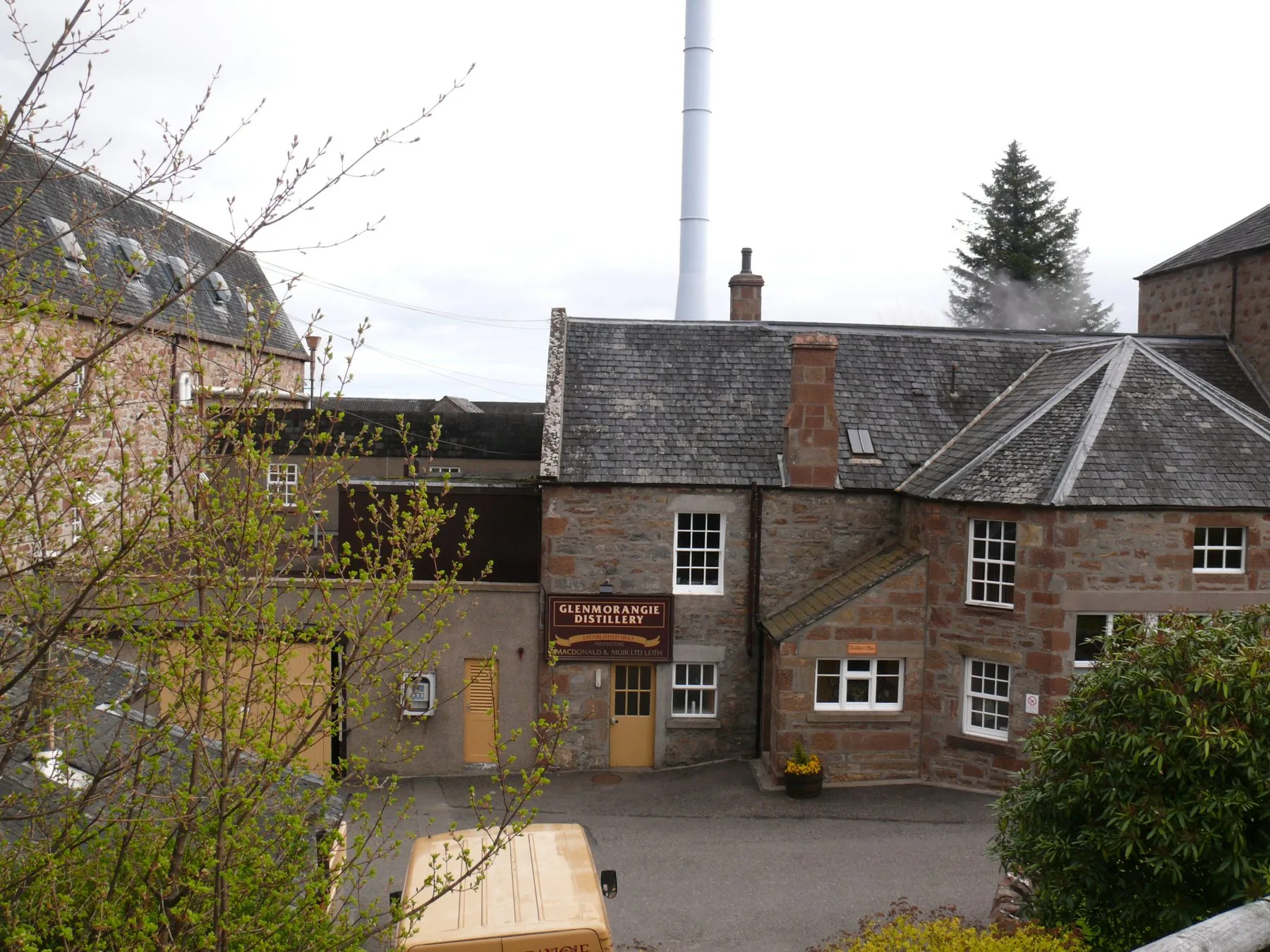 Nhà máy chưng cất Glenmorangie, vùng Highland Scotland