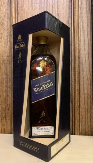 Johnnie Walker Blue Label — Year of The Pig Limited Edition 1L (Thanh Lý)