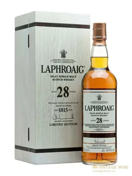 Laphroaig 28 năm