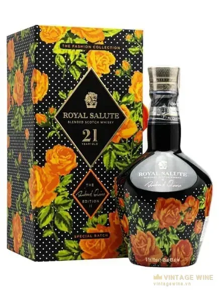 Royal Salute 21 năm - Richard Quinn Roses Edition II