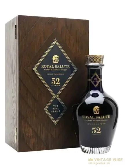 Royal Salute 52 năm