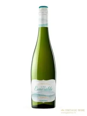 Rượu vang Torres Vina Esmeralda