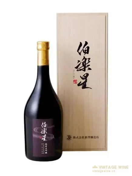 Sake Hakurakusei Tojo Akitsu Yamada Nishiki Junmai Daiginjo