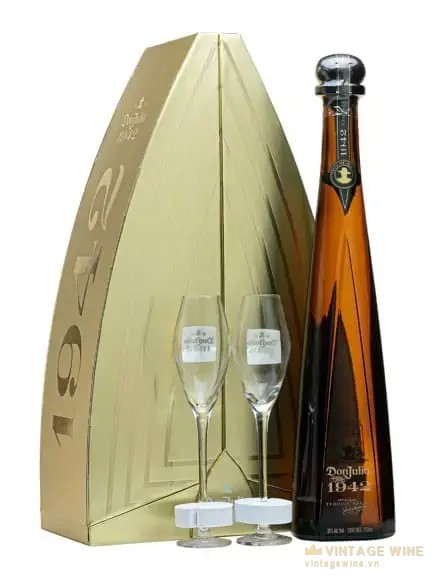 Hộp quà Tết Don Julio 1942 mẫu 2025 kèm chai và hai ly