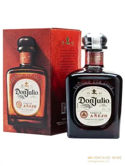 Chai và hộp tequila Don Julio Añejo