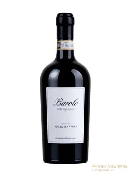 Chai vang Barolo làm từ nho Nebbiolo vùng Piedmont